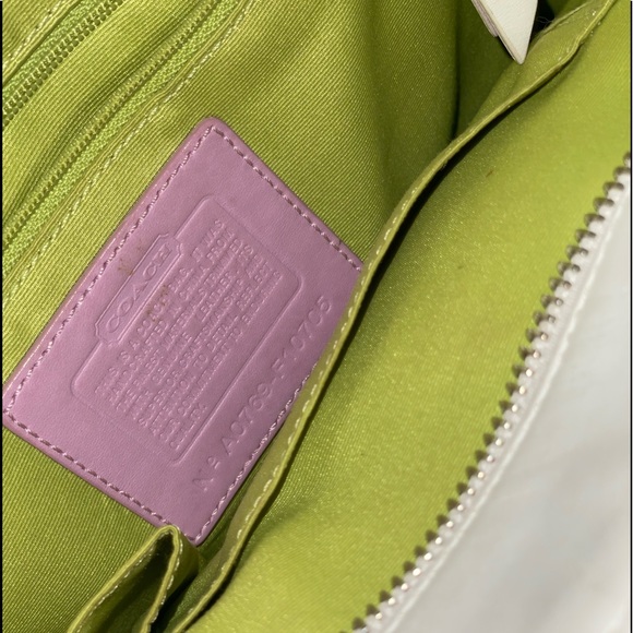 Striped coach purse - Picture 3 of 7